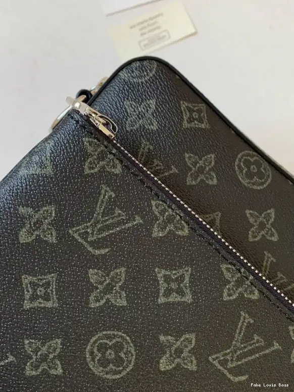 Repzbay TRIO LOUIS MESSENGER VUITTON 0512